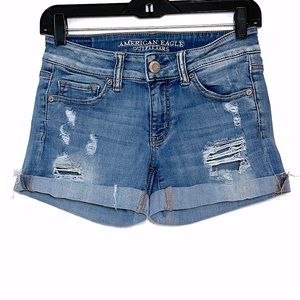 American Eagle Outfitters Stretch Light Wash Midi Distressed Jean Shorts Size 4